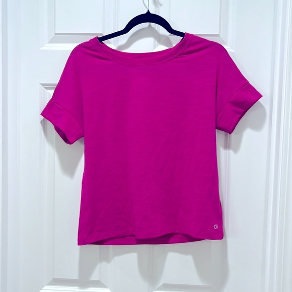 Raspberry GAP FIT top XS like new shirt sleeve - Picture 1 of 8